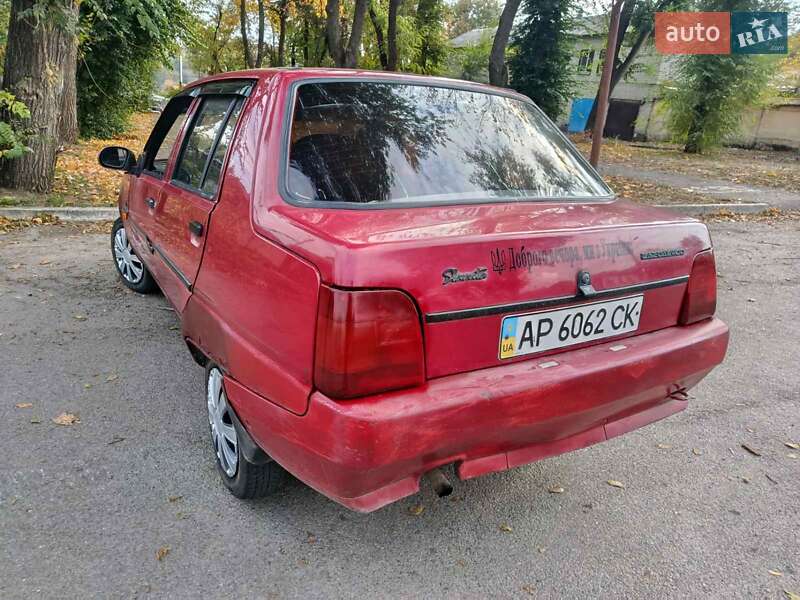 Лифтбек ЗАЗ 1103 Славута 2002 в Днепре