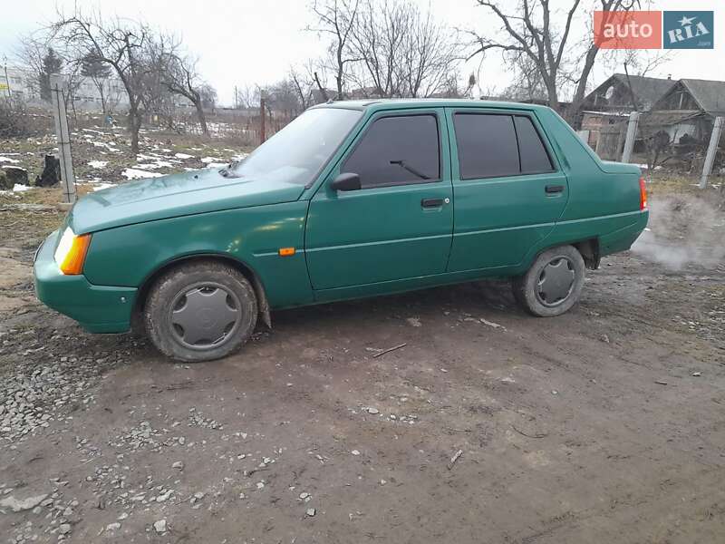 Лифтбек ЗАЗ 1103 Славута 2006 в  фото Лифтбек ЗАЗ 1103 Славута 2006 в