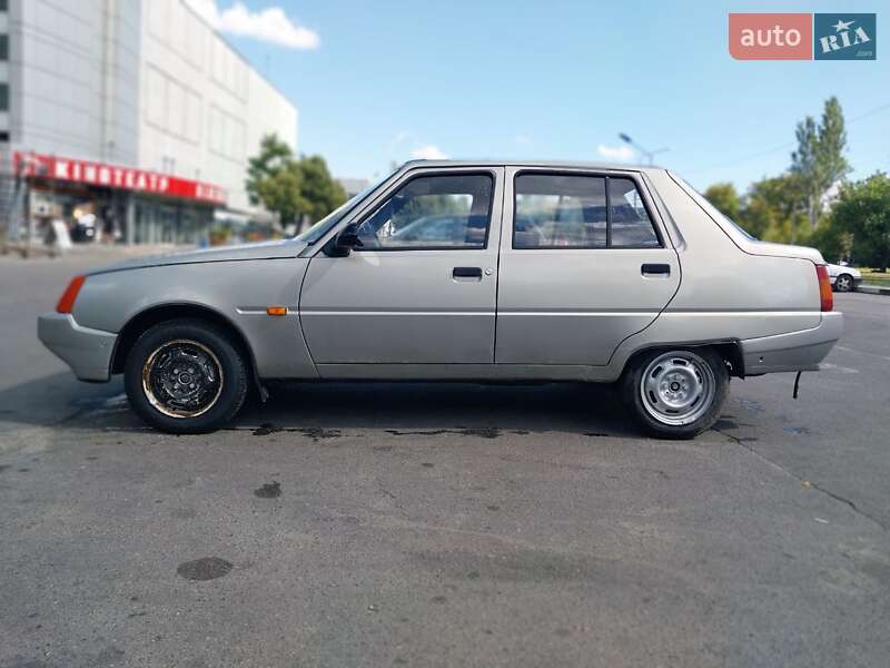 Лифтбек ЗАЗ 1103 Славута 2007 в Запорожье