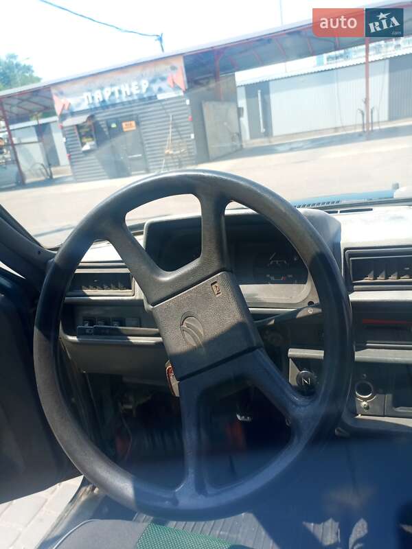 Лифтбек ЗАЗ 1103 Славута 2005 в Каменском