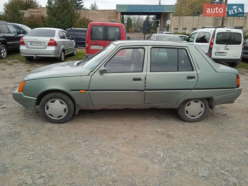 Ліфтбек ЗАЗ 1103 Славута 2006 в Кам'янець-Подільському фото 9 Ліфтбек ЗАЗ 1103 Славута 2006 в Кам'янець-Подільському