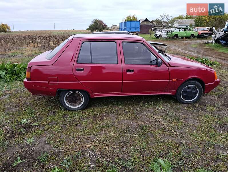 Ліфтбек ЗАЗ 1103 Славута 2004 в Козельщині фото 8 Ліфтбек ЗАЗ 1103 Славута 2004 в Козельщині