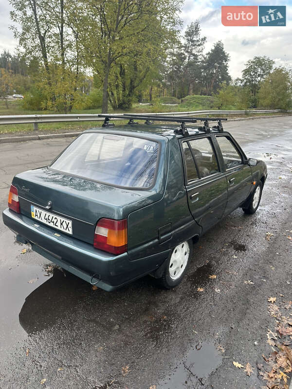 Лифтбек ЗАЗ 1103 Славута 2004 в Киеве фото 2 Лифтбек ЗАЗ 1103 Славута 2004 в Киеве