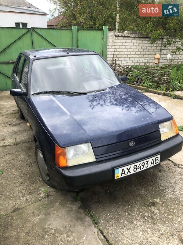 Лифтбек ЗАЗ 1103 Славута 2004 в Харькове фото 2 Лифтбек ЗАЗ 1103 Славута 2004 в Харькове