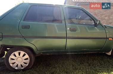 Лифтбек ЗАЗ 1103 Славута 2004 в Ромнах