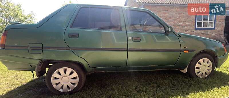 ЗАЗ 1103 Славута 2004