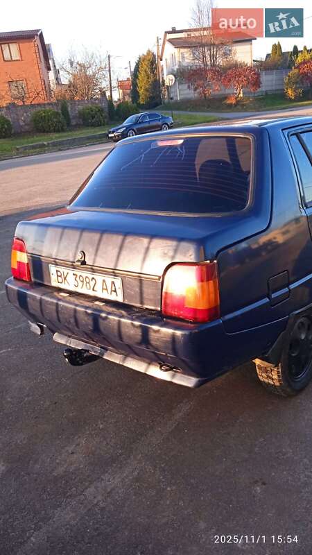 Лифтбек ЗАЗ 1103 Славута 2005 в Костополе фото 8 Лифтбек ЗАЗ 1103 Славута 2005 в Костополе