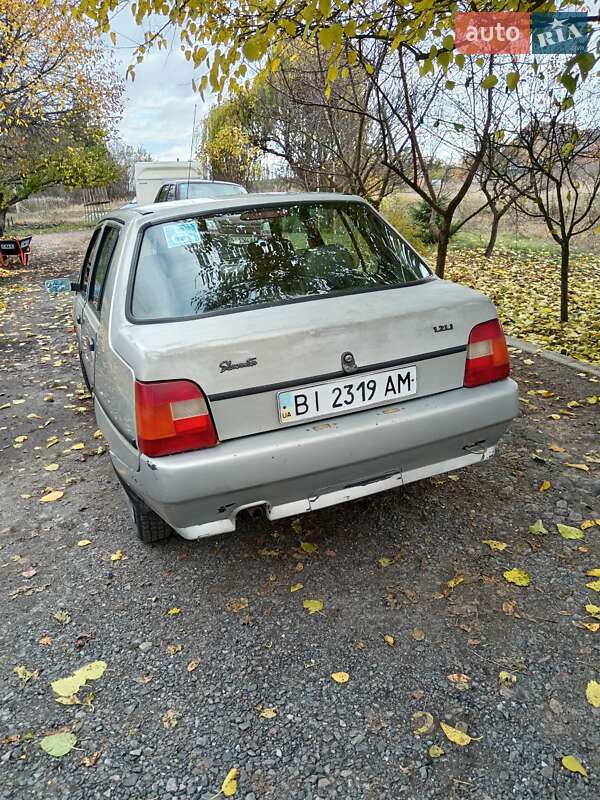 Лифтбек ЗАЗ 1103 Славута 2007 в Лубнах фото 4 Лифтбек ЗАЗ 1103 Славута 2007 в Лубнах