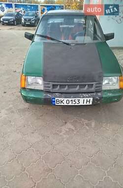 Лифтбек ЗАЗ 1103 Славута 2002 в Вараше