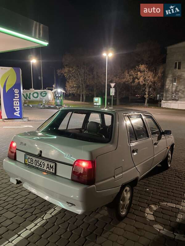 Лифтбек ЗАЗ 1103 Славута 2008 в Чернигове