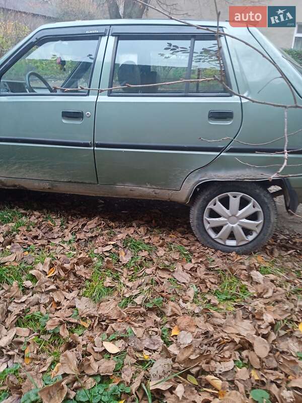 Лифтбек ЗАЗ 1103 Славута 2010 в Ивано-Франковске фото 2 Лифтбек ЗАЗ 1103 Славута 2010 в Ивано-Франковске