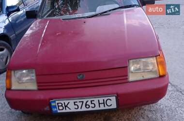 Лифтбек ЗАЗ 1103 Славута 2003 в Вараше