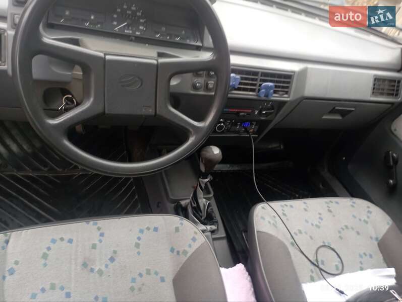 Ліфтбек ЗАЗ 1103 Славута 2003 в Устивиці