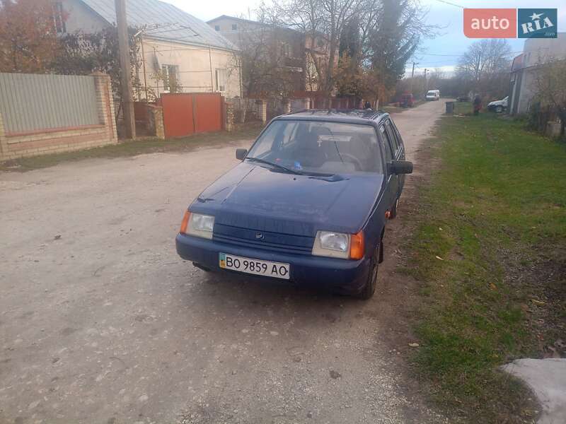 Лифтбек ЗАЗ 1103 Славута 2004 в Тернополе фото Лифтбек ЗАЗ 1103 Славута 2004 в Тернополе