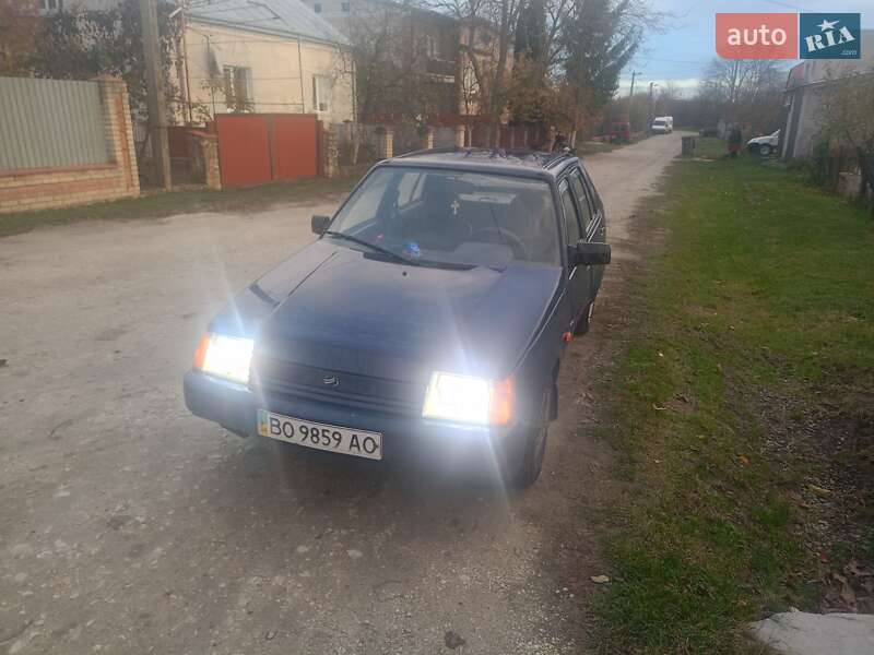 Лифтбек ЗАЗ 1103 Славута 2004 в Тернополе фото 8 Лифтбек ЗАЗ 1103 Славута 2004 в Тернополе