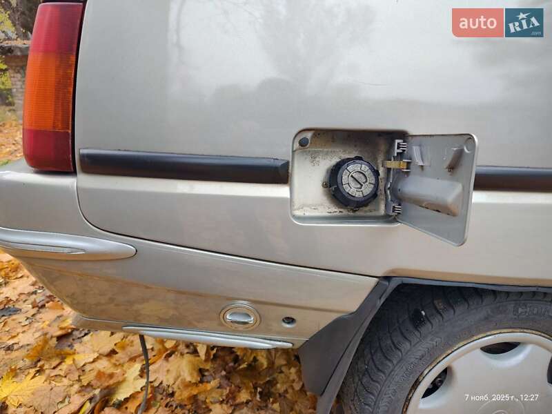 Ліфтбек ЗАЗ 1103 Славута 2006 в Запоріжжі