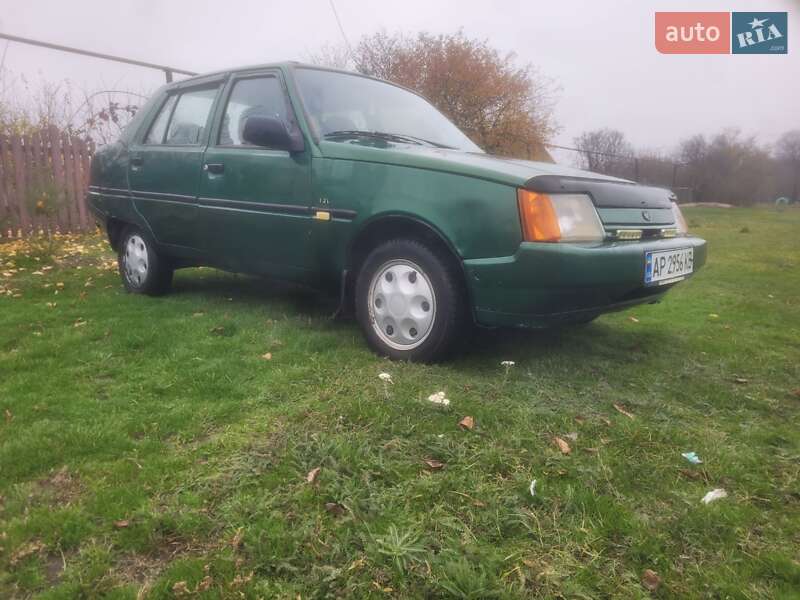 Лифтбек ЗАЗ 1103 Славута 2004 в Вольнянске
