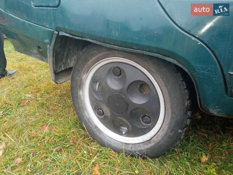 Лифтбек ЗАЗ 1103 Славута 2004 в Яблунице