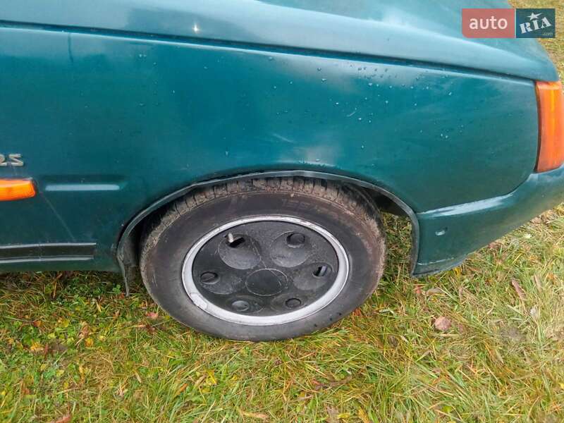 Лифтбек ЗАЗ 1103 Славута 2004 в Яблунице
