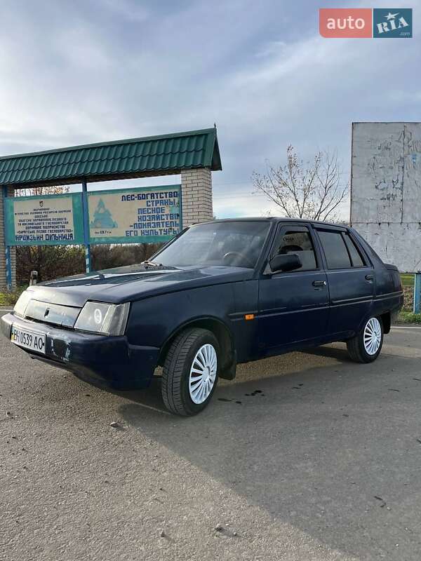 Лифтбек ЗАЗ 1103 Славута 2005 в Болграде фото 3 Лифтбек ЗАЗ 1103 Славута 2005 в Болграде