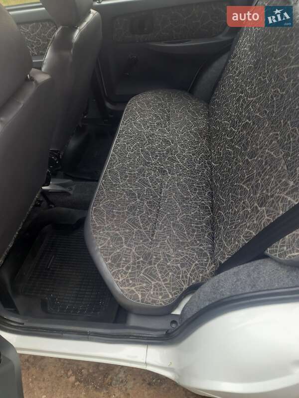 Лифтбек ЗАЗ 1103 Славута 2006 в Славутиче