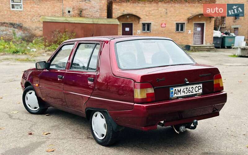 Ліфтбек ЗАЗ 1103 Славута 2001 в Житомирі