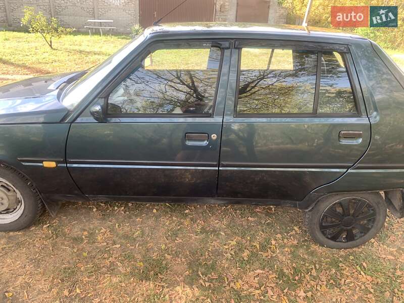 Лифтбек ЗАЗ 1103 Славута 2004 в Запорожье фото 4 Лифтбек ЗАЗ 1103 Славута 2004 в Запорожье