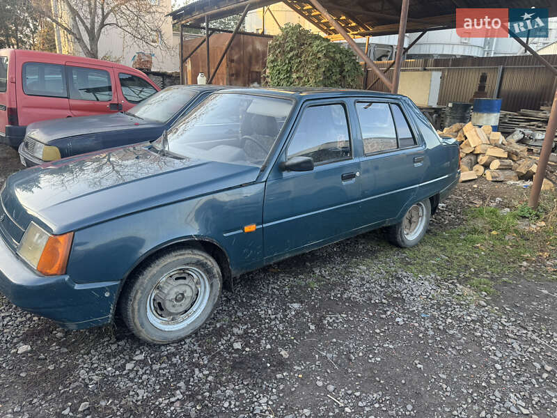 Ліфтбек ЗАЗ 1103 Славута 2005 в Ужгороді