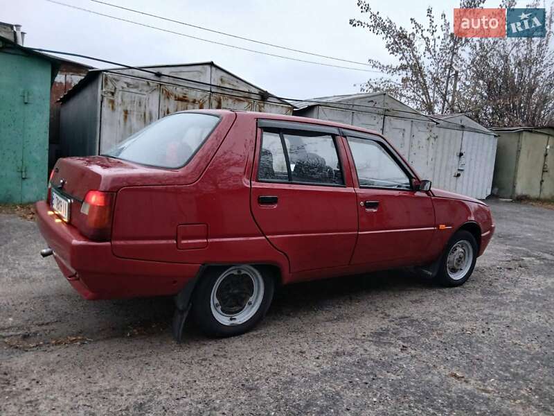 Лифтбек ЗАЗ 1103 Славута 2007 в Кременчуге