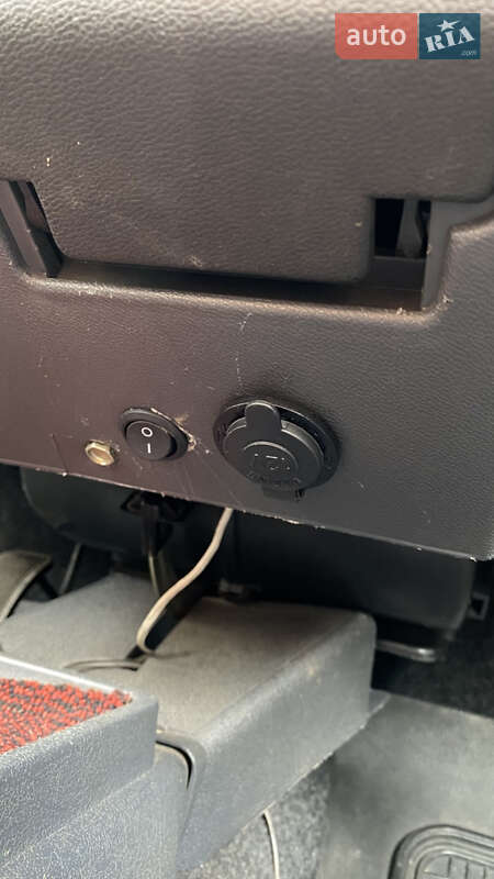 Лифтбек ЗАЗ 1103 Славута 2006 в Порогах