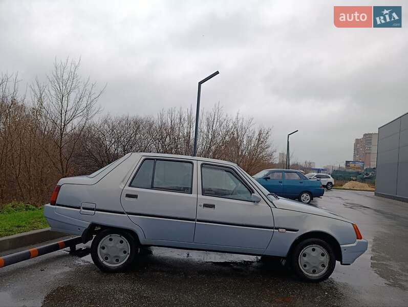 Ліфтбек ЗАЗ 1103 Славута 2004 в Харкові фото 19 Ліфтбек ЗАЗ 1103 Славута 2004 в Харкові