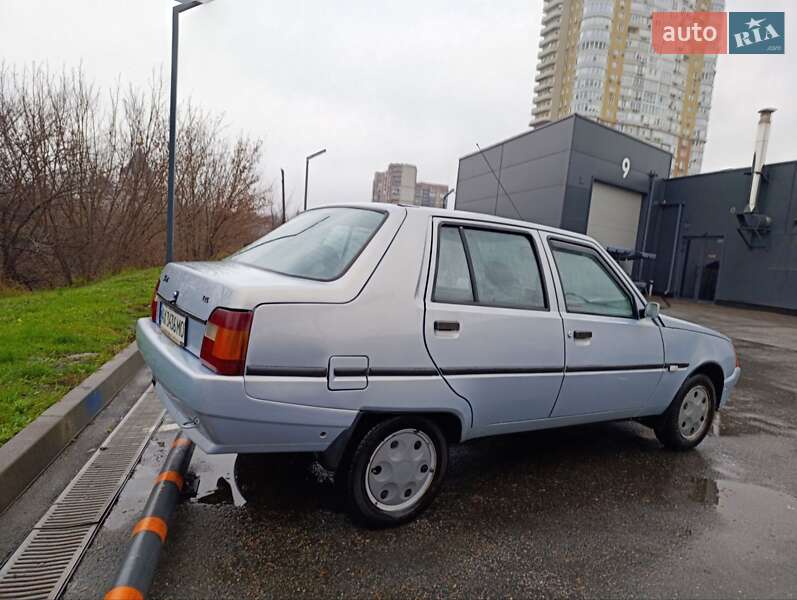 Ліфтбек ЗАЗ 1103 Славута 2004 в Харкові фото 4 Ліфтбек ЗАЗ 1103 Славута 2004 в Харкові