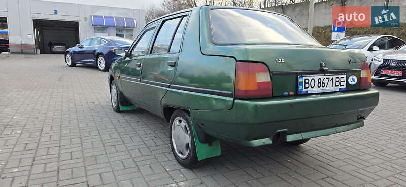 Лифтбек ЗАЗ 1103 Славута 2003 в Тернополе