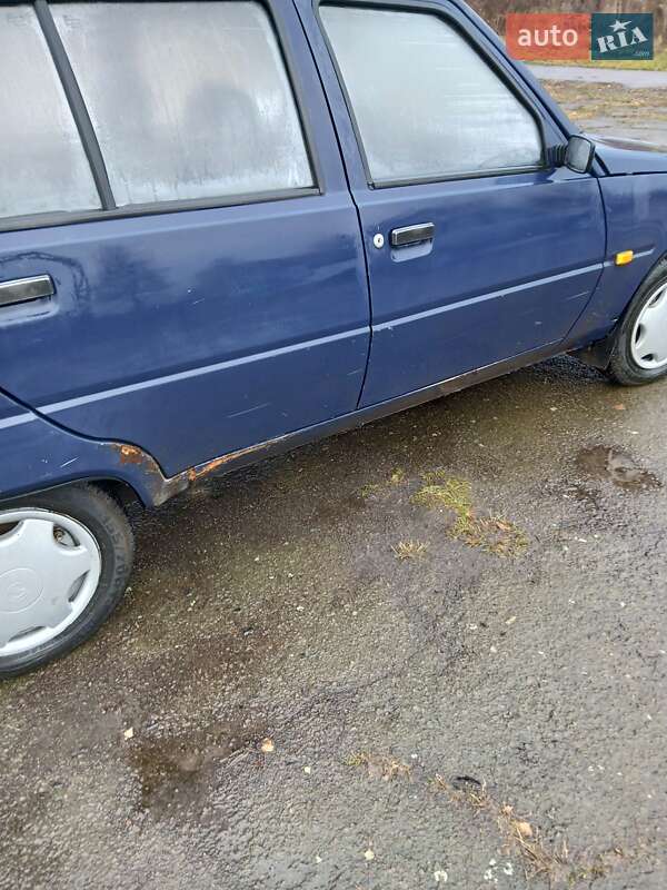 Лифтбек ЗАЗ 1103 Славута 2010 в Демидовке