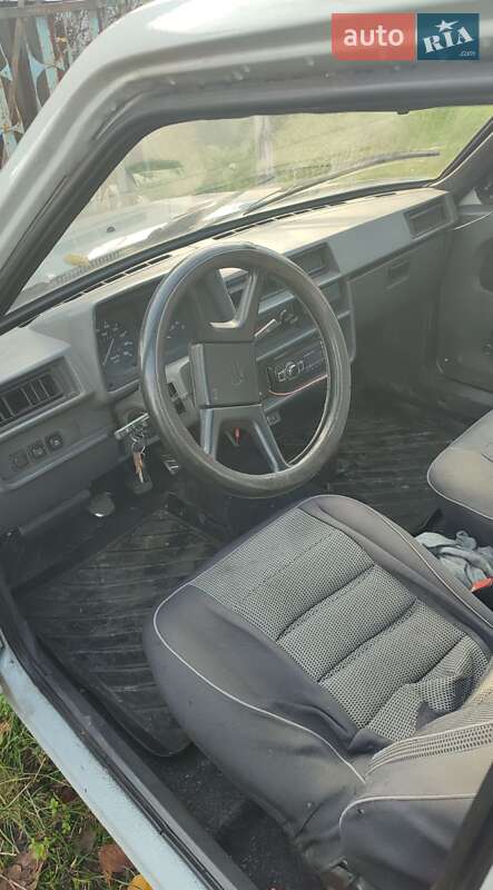 Лифтбек ЗАЗ 1103 Славута 2003 в Кременчуге фото 8 Лифтбек ЗАЗ 1103 Славута 2003 в Кременчуге