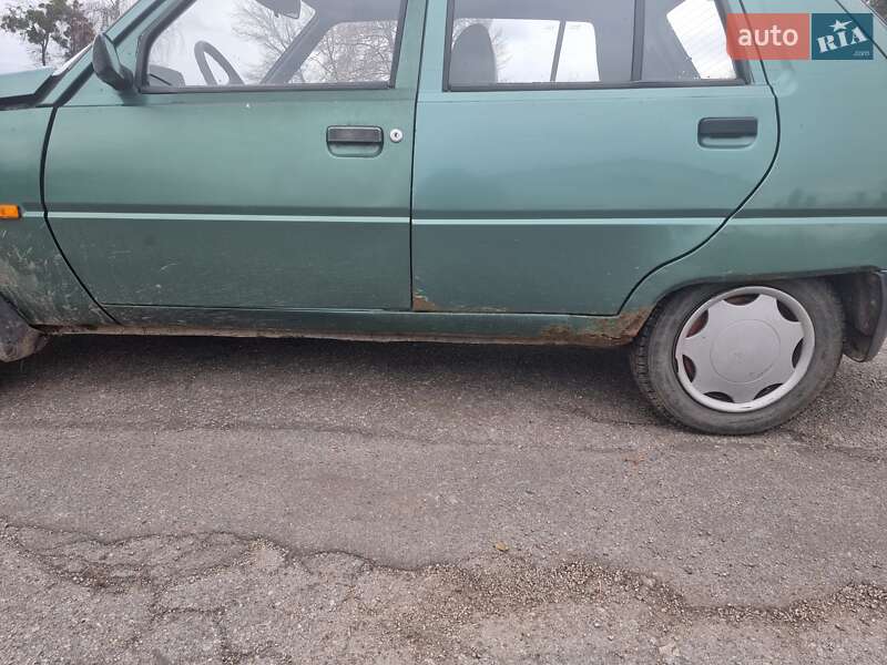 Лифтбек ЗАЗ 1103 Славута 2007 в Тараще фото 11 Лифтбек ЗАЗ 1103 Славута 2007 в Тараще