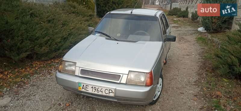 Лифтбек ЗАЗ 1103 Славута 2000 в Днепре