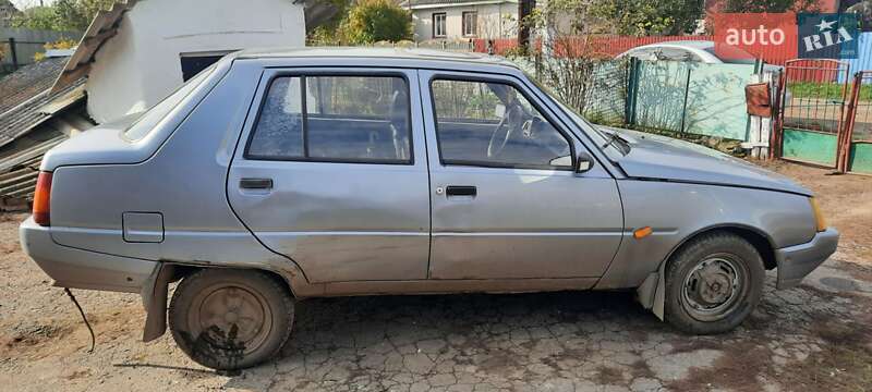 Лифтбек ЗАЗ 1103 Славута 2006 в Хмельницком