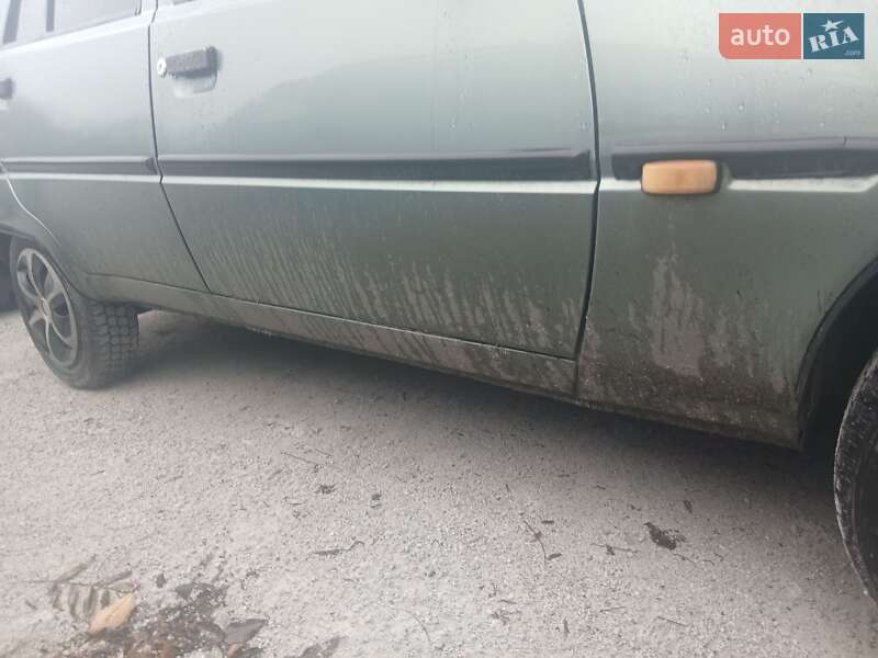 Ліфтбек ЗАЗ 1103 Славута 2006 в Запоріжжі фото 4 Ліфтбек ЗАЗ 1103 Славута 2006 в Запоріжжі