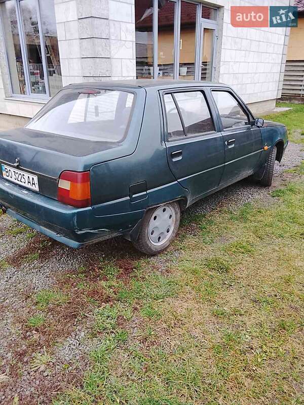 Ліфтбек ЗАЗ 1103 Славута 2004 в Житомирі