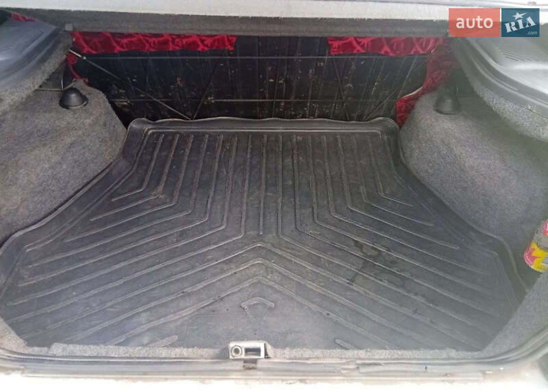 Ліфтбек ЗАЗ 1103 Славута 2005 в Ромнах