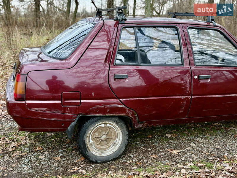 Лифтбек ЗАЗ 1103 Славута 2006 в Радомышле