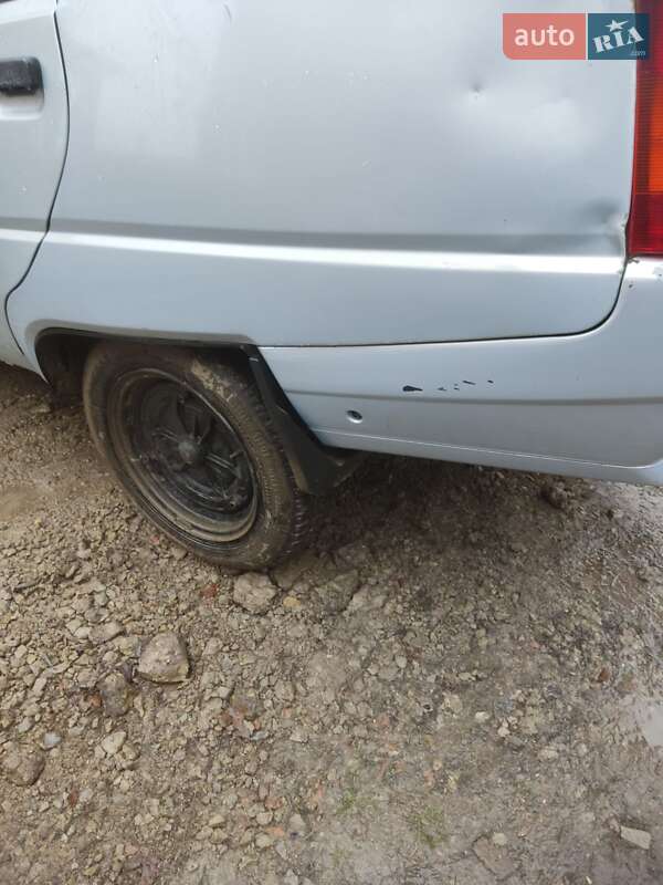 Лифтбек ЗАЗ 1103 Славута 2005 в Виньковцах