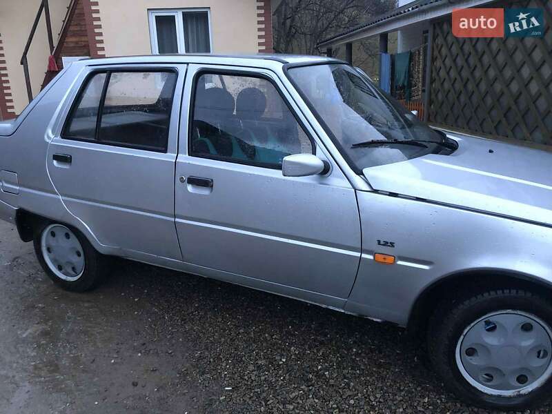 Ліфтбек ЗАЗ 1103 Славута 2004 в Косові