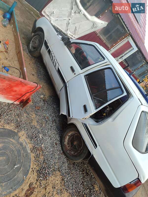Лифтбек ЗАЗ 1103 Славута 2005 в Одессе фото 2 Лифтбек ЗАЗ 1103 Славута 2005 в Одессе