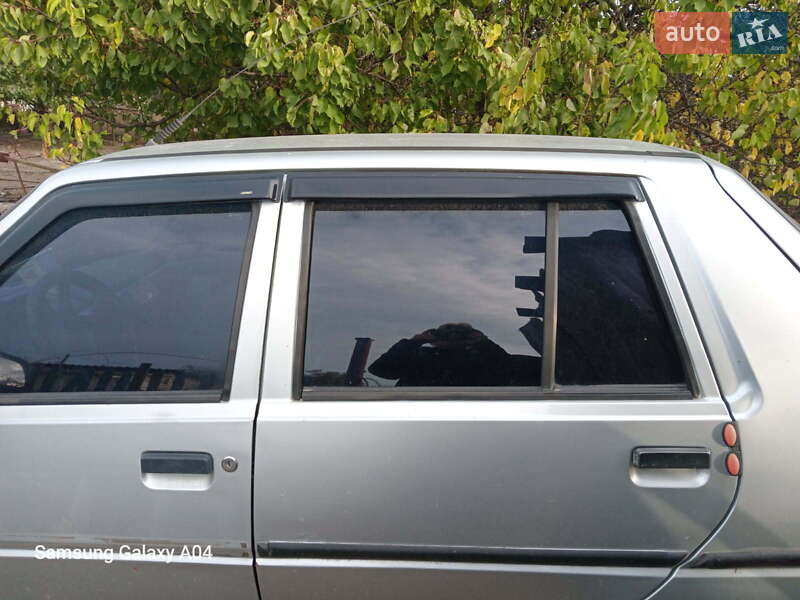Лифтбек ЗАЗ 1103 Славута 2003 в Днепре