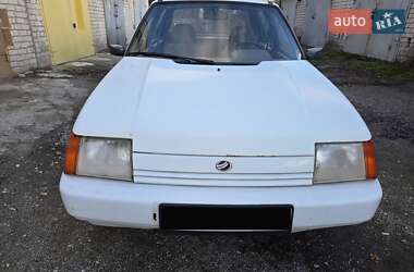 Лифтбек ЗАЗ 1103 Славута 2007 в Днепре