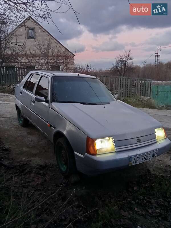 Лифтбек ЗАЗ 1103 Славута 2005 в Запорожье фото Лифтбек ЗАЗ 1103 Славута 2005 в Запорожье