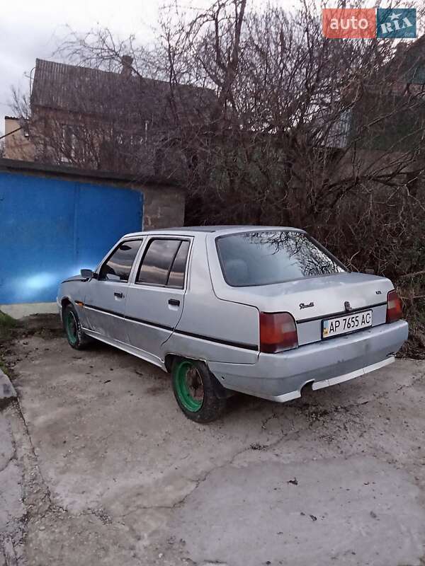 Лифтбек ЗАЗ 1103 Славута 2005 в Запорожье фото 2 Лифтбек ЗАЗ 1103 Славута 2005 в Запорожье