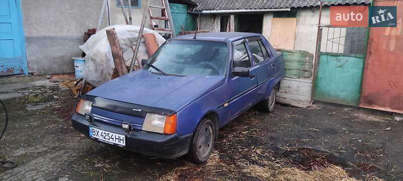Лифтбек ЗАЗ 1103 Славута 2003 в Полонном фото 2 Лифтбек ЗАЗ 1103 Славута 2003 в Полонном